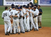 棋牌游戏-日本羽毛球队力克法国羽毛球队，桃田贤斗关键制胜