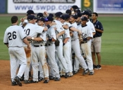 棋牌游戏-日本羽毛球队力克法国羽毛球队，桃田贤斗关键制胜