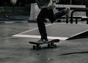 开云棋牌-东决关键战焦点战，雄鹿打穿雷霆，字母哥统治攻防两端